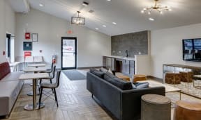 Communal Lounge Area at Willow Crossing, Elk Grove Village