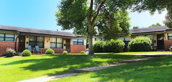 Apartment in Hazelwood, MO
