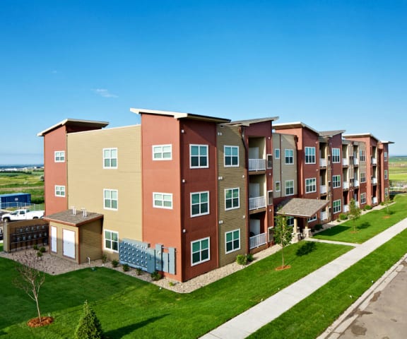 Confluence at Harvest Hills Exterior and Landscaping Apartment Rentals Williston, North Dakota