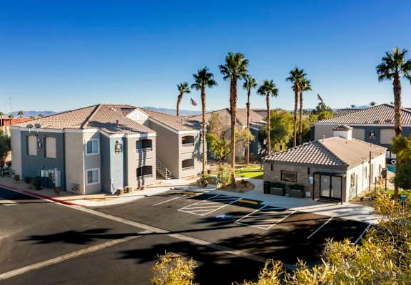 the estates at wellington green apartments photo #1