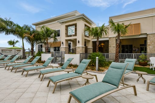 Sundeck at Centre Pointe Apartments in Melbourne, FL