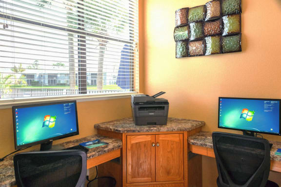 Business Center at Fishermans Landing apartments in Ormond Beach, FL