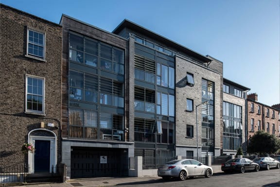the building in which the apartment is located