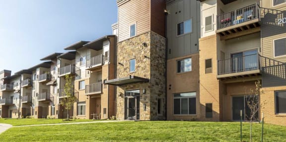 exterior of 3-story apartment building