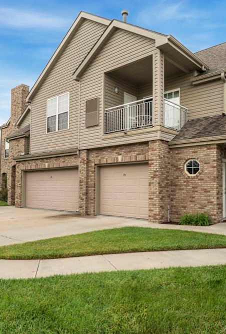 Exterior view of Stone Ridge Estates with attached garages