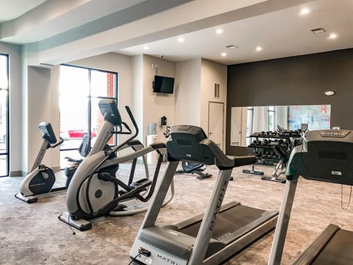 24-Hour Gym at The Ivy at Berlin Place, South Bend, IN, 46601