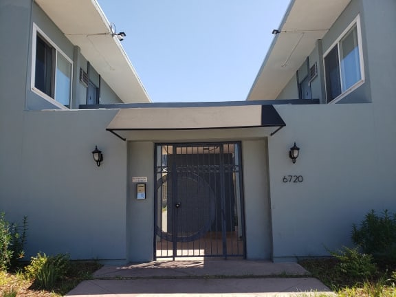 Villa Park Apartments