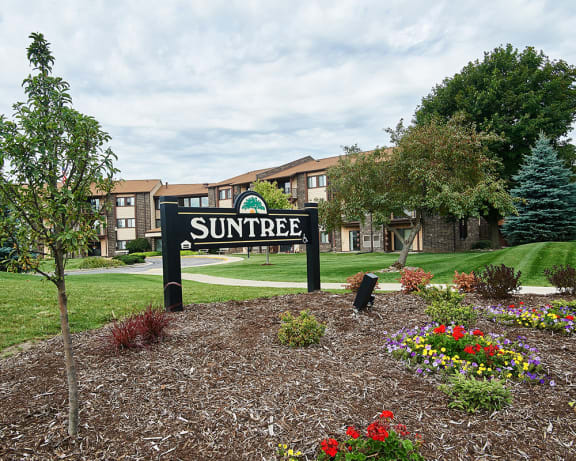 Welcome to Suntree Apartments