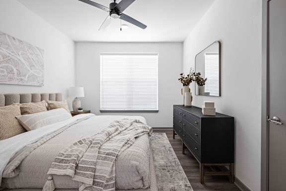 at The Quinn Luxury Apartments, Pensacola, FL