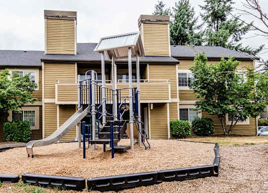 Tacoma Apartments - Sienna Apartments - Playground