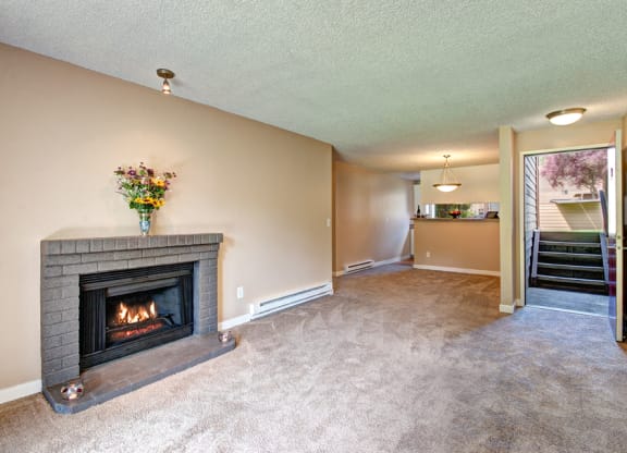 Fireplace Living Area at Pembrooke Apartment Homes, Kent Washington