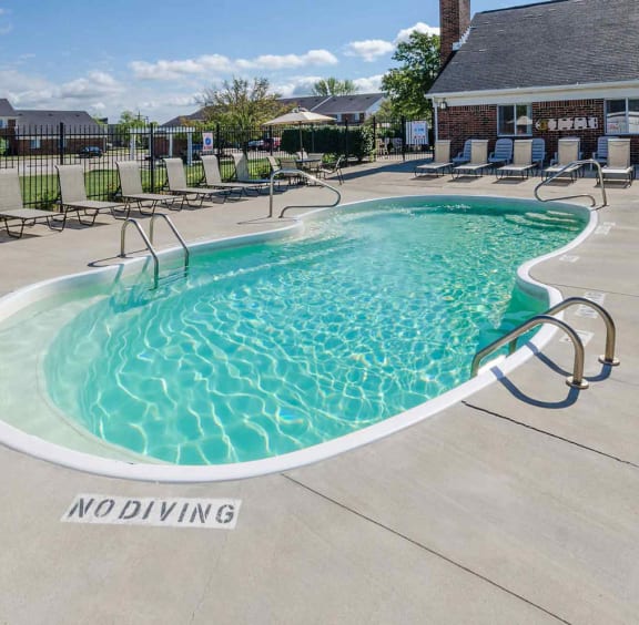Swimming pool at Bradford Place Apartments, Lafayette, IN