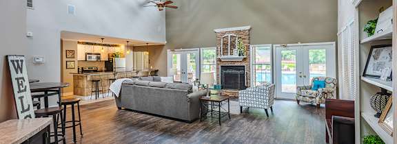 Clubhouse With Vaulted Ceilings