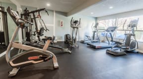 Tacoma Apartments - The Verandas Apartment Homes - Fitness Center