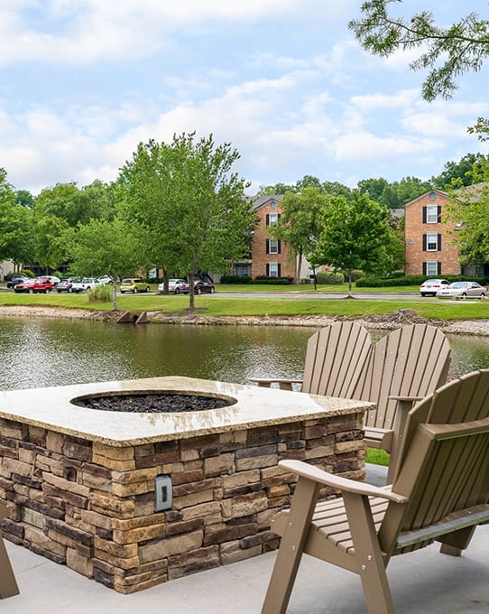 Outdoor Fire Pit and Grilling Area