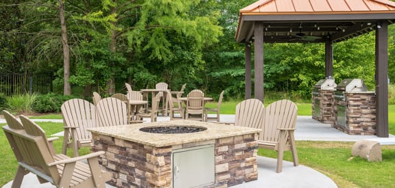 Outdoor Fire Pit and Grilling Area