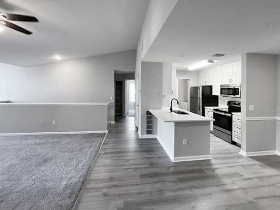  Spacious Legacy Series suite at Cypress Grand