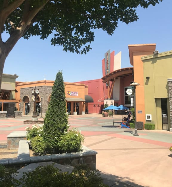 Clovis Shopping Mall