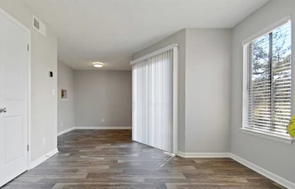Pleasantdale Apartments