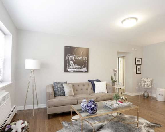 Photo Gallery Image
