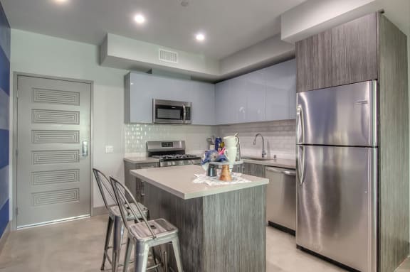 Stainless Steel Frigidaire Appliances at Miracle Mile, Los Angeles, CA