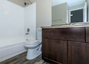 Thumbnail 23 of 33 - Grand Bathroom