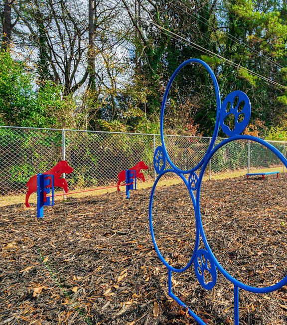 Fenced pet park at Balfour Chastain, Georgia