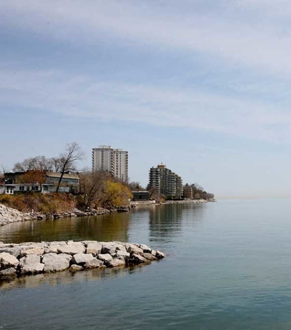 Breathtaking views of Lake Ontario.  Thumbnail click to zoom