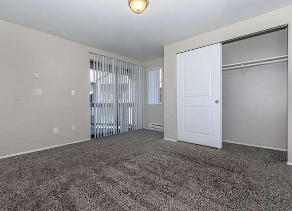 Grand Bedroom