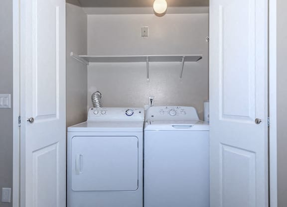 Grand Washer & Dryer