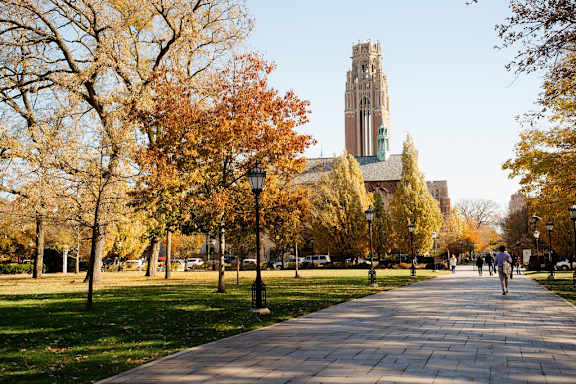 Hyde Park, Chicago, IL | University of Chicago Campus | Mac Properties Apartments