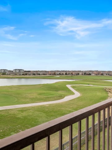 Golf course and other stunning views available!