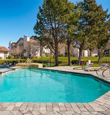the swimming pool at the preserve at ballantyne commons apartments