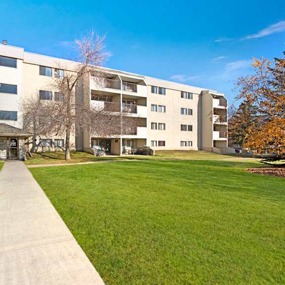 Outdoor entrance at Cedar Gardens Apartments.
