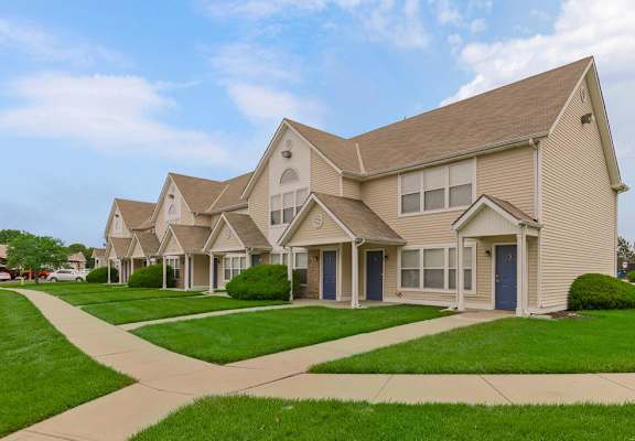 Exterior of Reserve at Moonlight