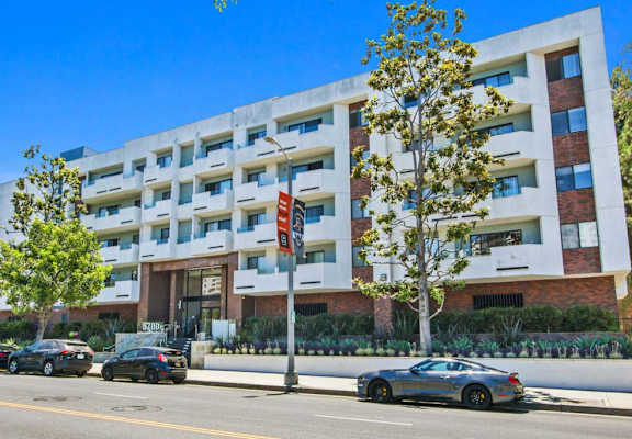 the building in which the apartment is located