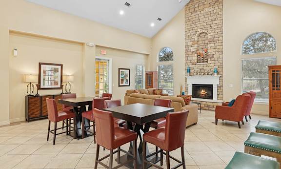 Social lounge at Ironwood Crossing Apartments and Townhomes in Fort Worth TX
