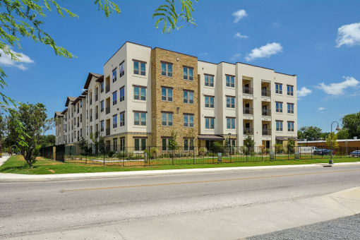 Apartment Homes Available at Rio Lofts, Texas