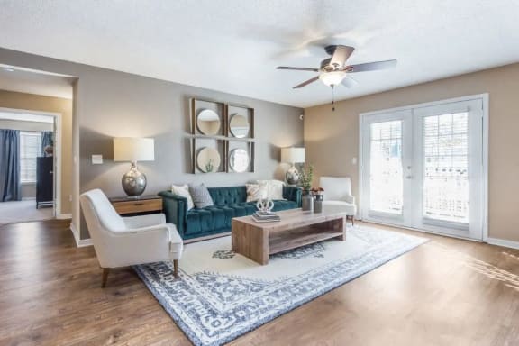 Spacious Living Room at Gulf Hills Apartment Homes, Ocean Springs, MS, 39564
