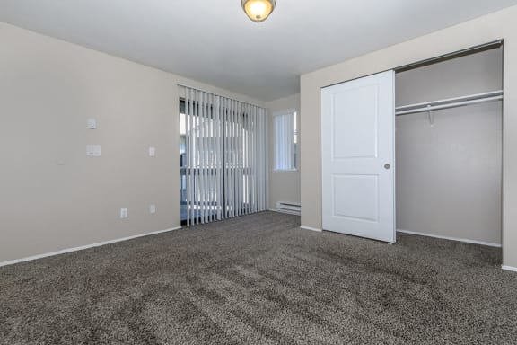 Grand Bedroom