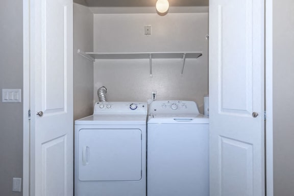 Grand Washer & Dryer