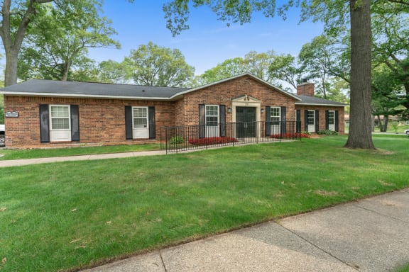Community Building at Carriage House Apartments of Muskegon