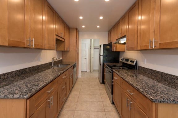 Parkside Apartments kitchen cabinets