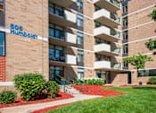Thumbnail 2 of 21 - Park Plaza Apartments Minneapolis