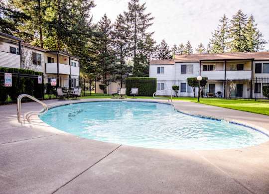 Lakewood Apartments - Arbor Pointe Apartments - Pool 1