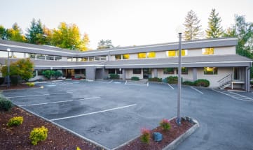 Meridian Professional Building exterior and parking lot