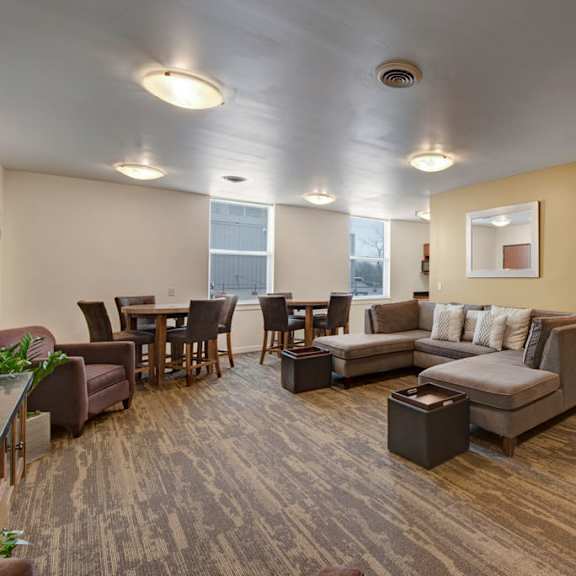 Latitude resident lounge