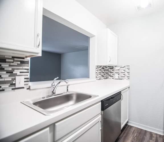 18_p1409681_Woodland_Heights_Apartments_1_PhotoGallery