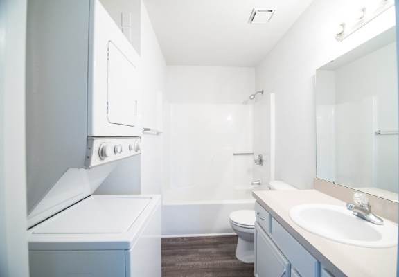 17_p1409681_Woodland_Heights_Apartments_1_PhotoGallery