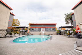 Renton Apartments - The Aviator Apartments - Pool